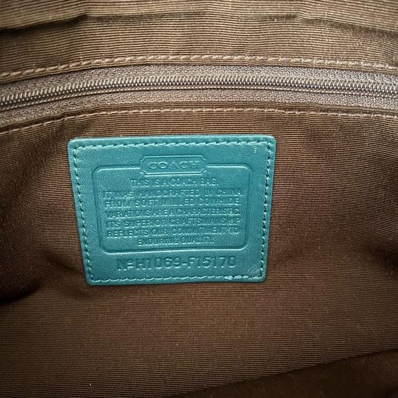 Coach Teal Leather Turn lock Flap Y2K😍😍😍 - Picture 13 of 16